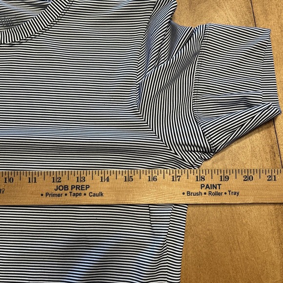 TAIL Top Womens Medium Black White Striped Short Sleeve Athletic Shirt Golf - Picture 9 of 12